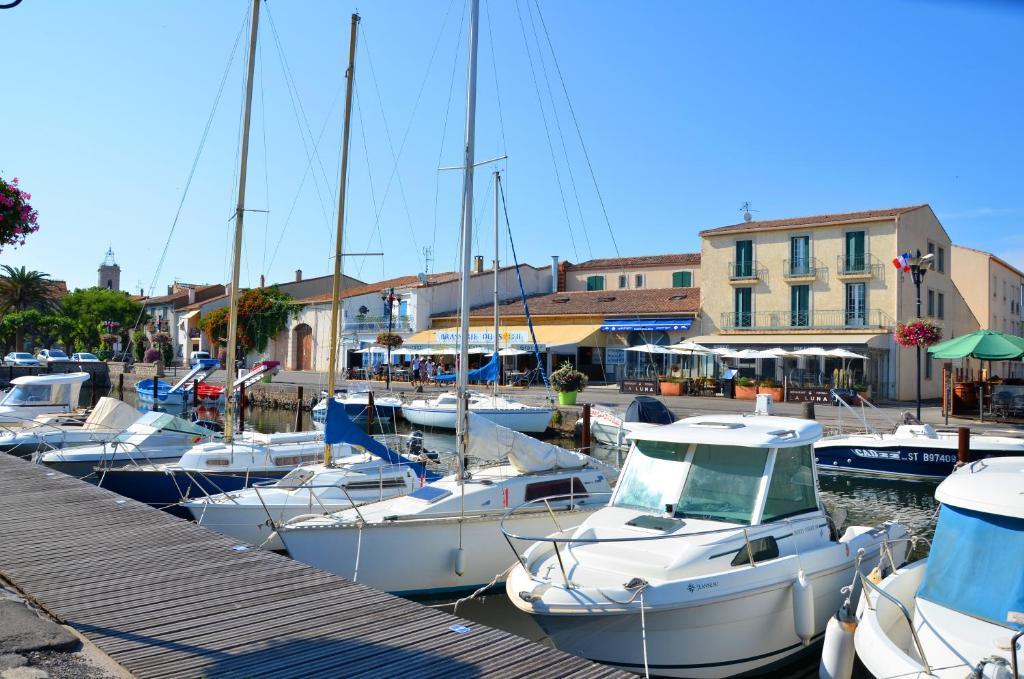 Lagrange Grand Bleu Vacances - Residence La Grenadine Марсейан Экстерьер фото